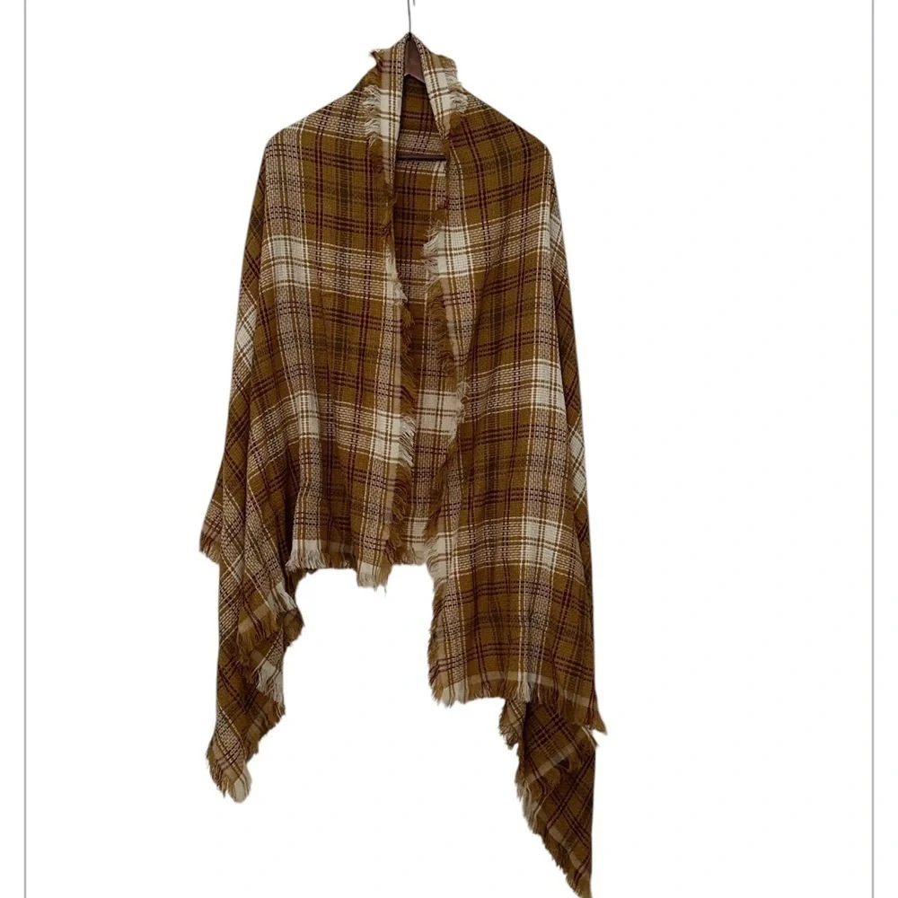 Treasure & Bond One size Plaid Brown, Cream, Maroon scarf/wrap NWT